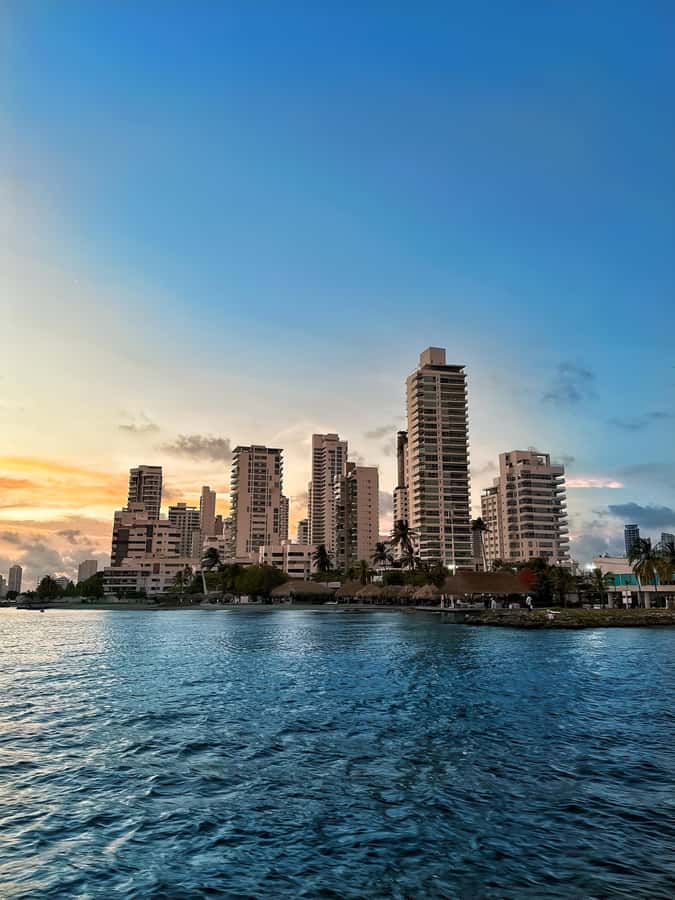 2-hour tour in Cartagena Sunset View in party boat - Open bar, music, and the social side