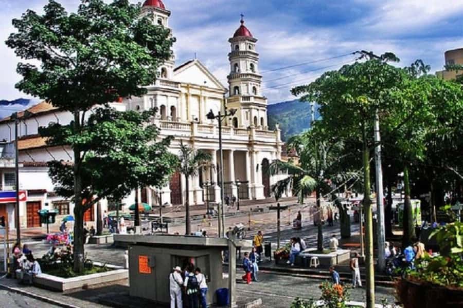 4-Hour Medellin, Envigado & Sabaneta Three County Tour - Booking Advice for a Smooth Four Hours