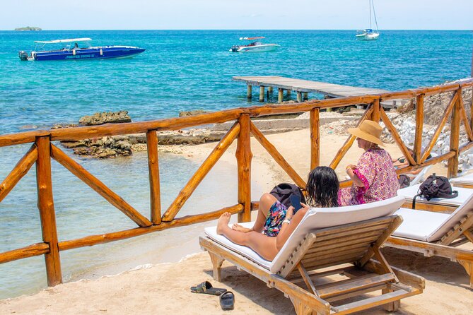 5-Island Speedboat Tour in Cartagena and the Rosario Islands - Tierra Bomba and the return to Cartagena