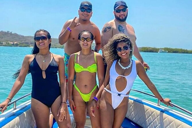 5 Island Tour with Lunch Snorkel in Cartagena Rosario Island - Cholón, Cartagena’s loudest island stop
