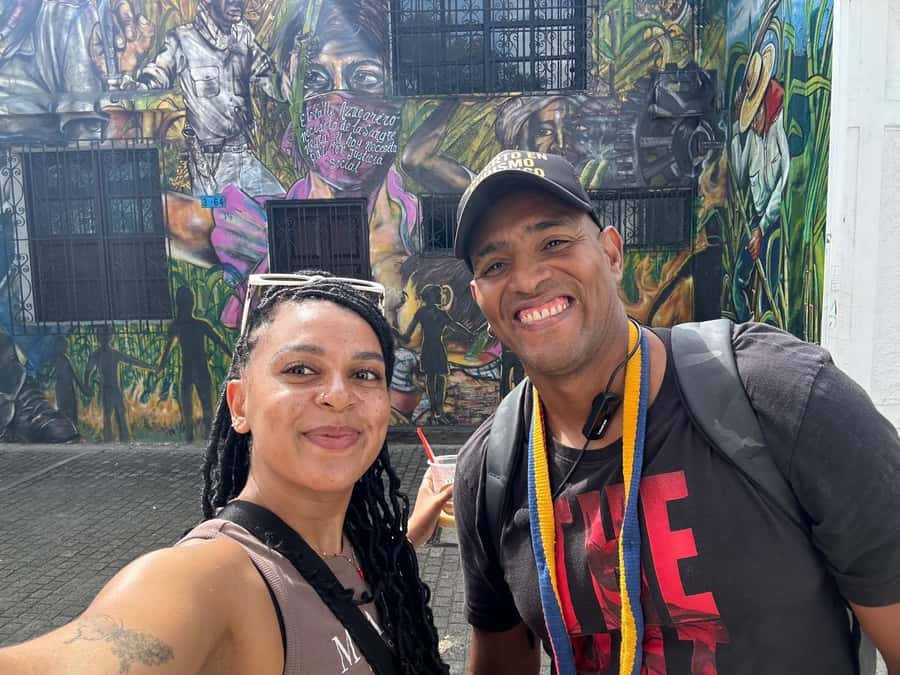 Afro Walking Tour. The colors of Cali. - Food, salsa, and the lessons you can taste