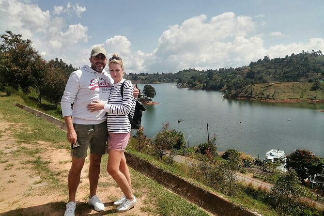 Amazing Private Guatape Tour + Boat Ride + Helicopter & Rock - What the $305.99 price really buys