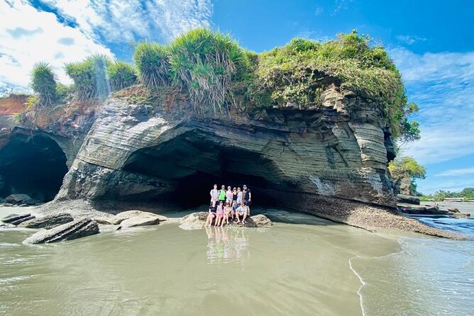 Bahía Málaga: Humpback Whale Watching in Cali - Colombia - What the $459 price really covers