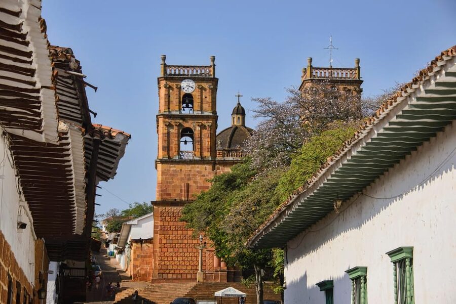 Barichara and San Gil Day Tour - Food, souvenirs, and the space between stops