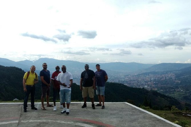 Best Full Day Private Medellin City Tour and Botero´s Plaza - Botero Plaza and Medellín’s downtown beginning