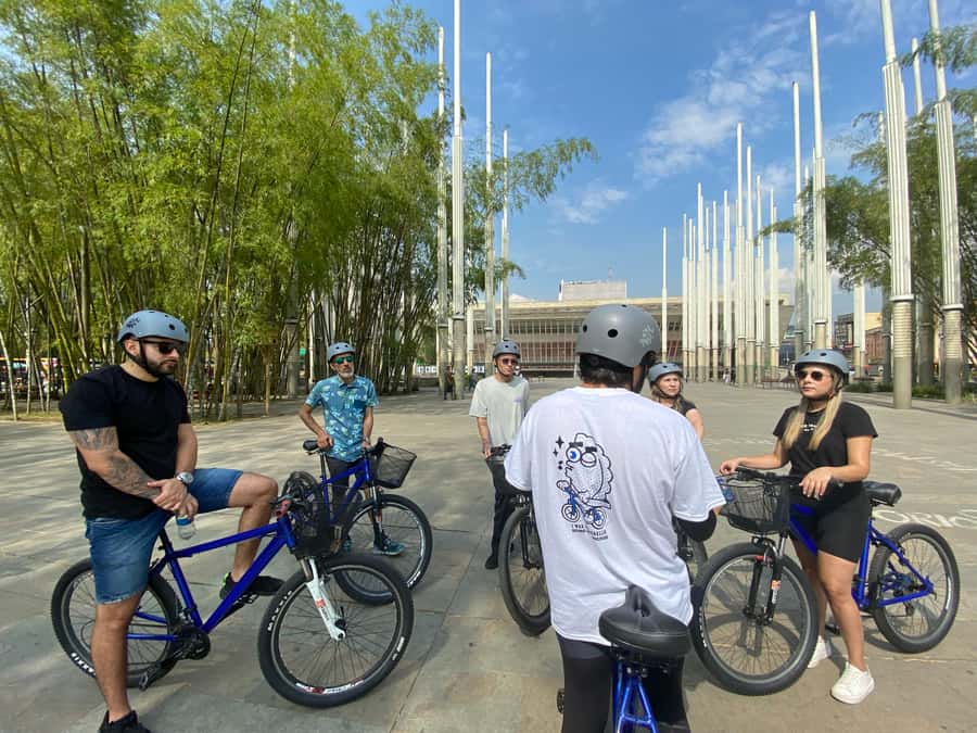 Bike Tour Medellin with Snacks and Local Beer - La Alpujarra and Parque de las Luces