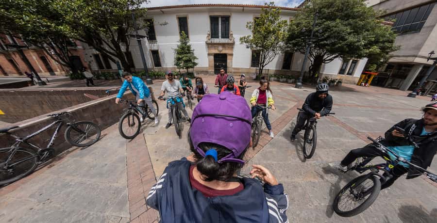 Biking in Full Color: Urban Art Bike Tour - Reading murals by women and artists of protest