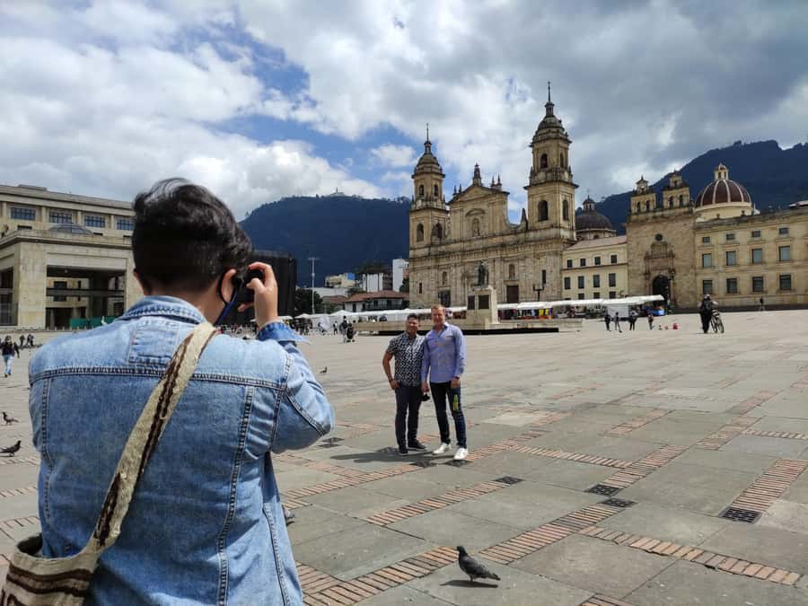 Bogotá: Candelaria Tour with Cacao and Coffee Workshop - The Coffee Session: Two Brewing Methods