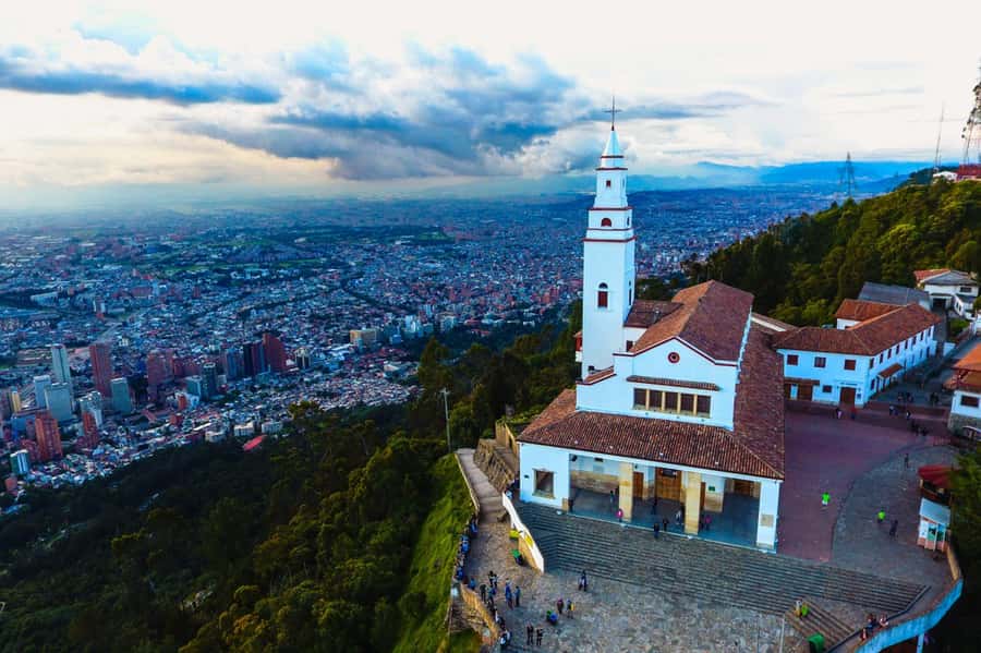 Bogotá City Tour with Monserrate, Gold and Botero Museums - Chorro de Quevedo and the first taste of Bogotá
