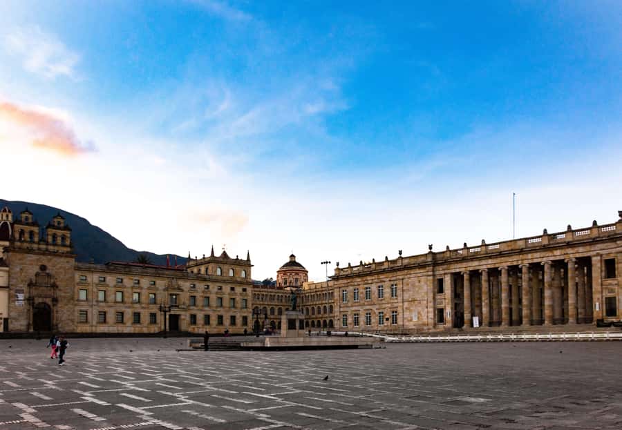 Bogotá: City Tour with Monserrate Hill, transfers and guide - FAQ
