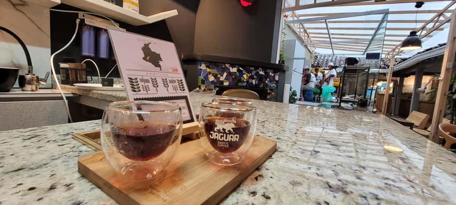Bogota: Coffee Tasting, Roasting, Filtration & Espresso Tour - Seeing the roast change flavor and aroma