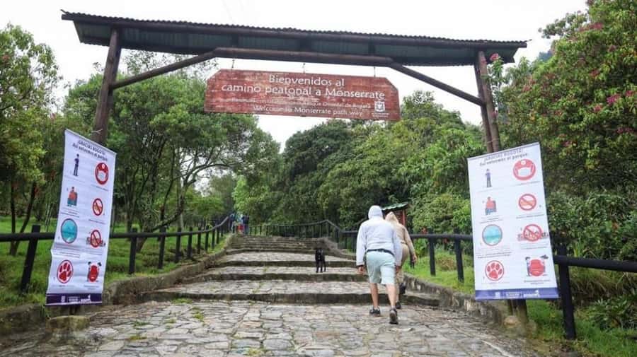 BOGOTA: From the Clouds to the Earth, Tour to Monserrate and the Salt Cathedral - The day at a glance