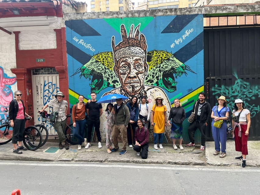 Bogotá: Graffiti Tour el mejor recorrido de arte urbano - Timing, walking, and access