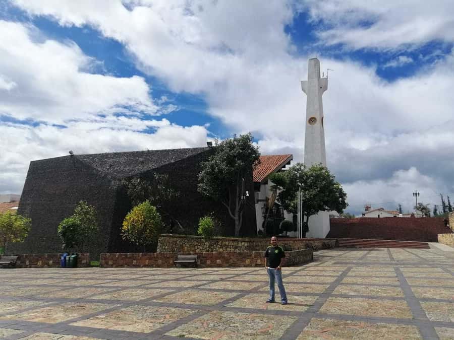 Bogota: Guatavita and Salt Cathedral Daily Group Tour - Why this day trip works from Bogota