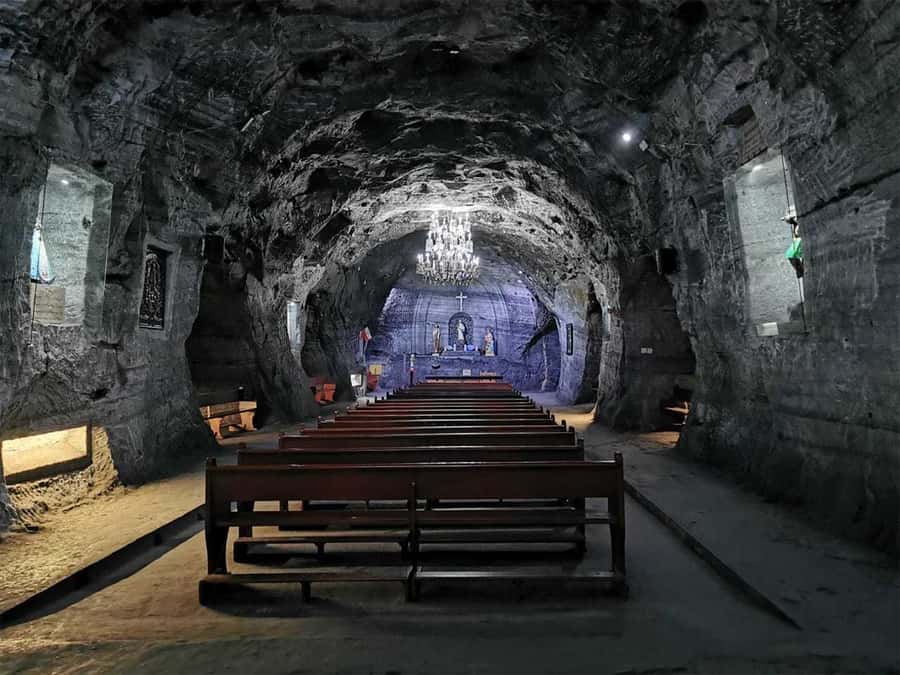 Bogota: Guatavita and Salt Cathedral Daily Group Tour - What to bring for a smoother day