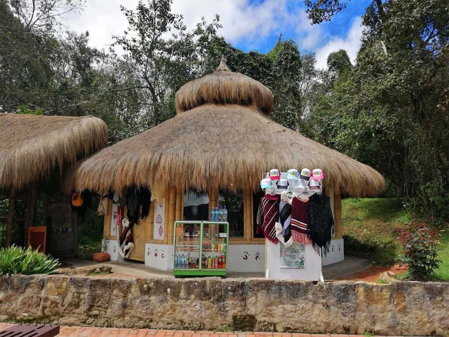 Bogota: Guatavita and Salt Cathedral Daily Group Tour - The road to Guatavita Lagoon
