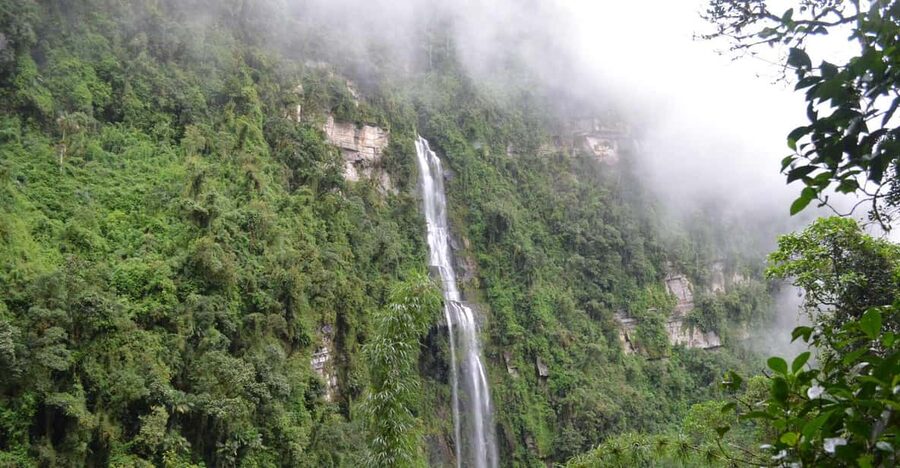 Bogota: Hike to La Chorrera Waterfall, El Chiflón and Guadalupe Hill - What to wear and bring for the trail