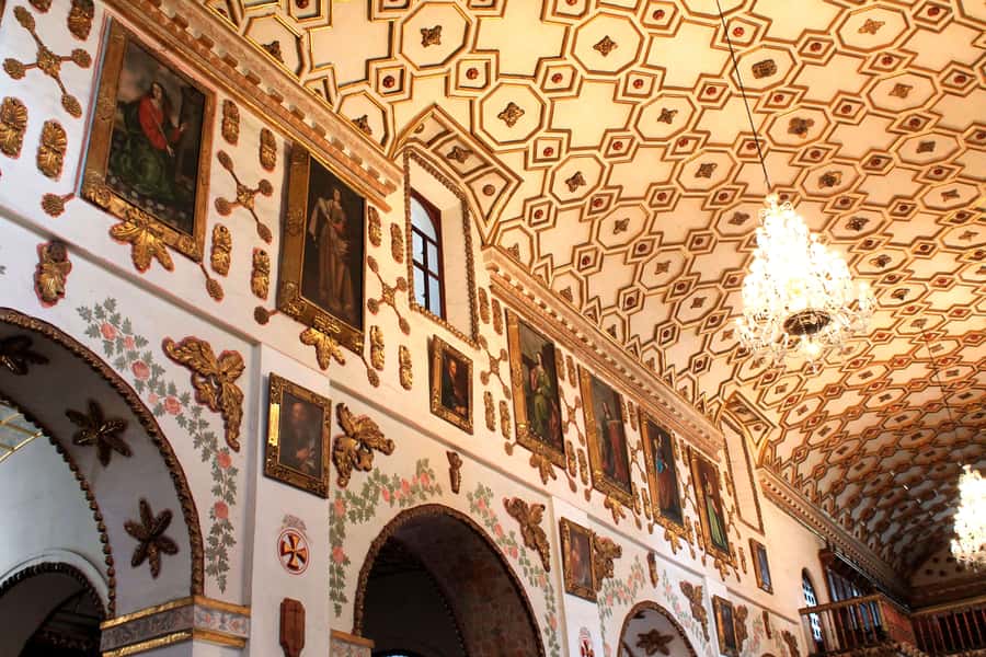 Bogota: La Candelaria Highlights Walking Tour - Bolívar Square and the city’s public face
