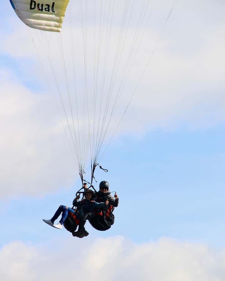 Bogota: Paragliding activity in La Calera with transfers - Who Will Enjoy This Best?