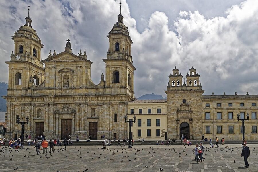 Bogotá: Private Guided Tour with Monserrate & La Candelaria - Who should book this Bogotá tour?