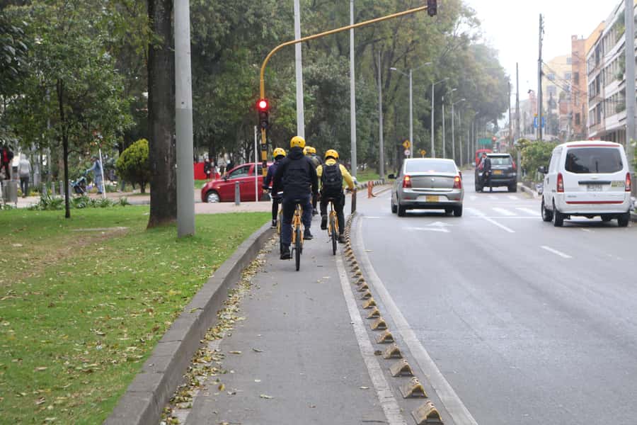 Bogotá: Shared Bike Tour - Coffee and the return to La Candelaria