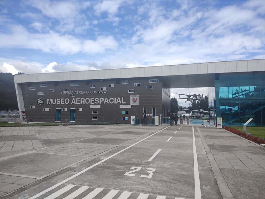 BOGOTA: Tour of Jaime Duque Park, Zoo, and Aerospace Museum - Key points to know before you go
