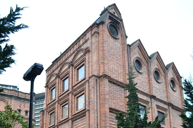 Bogota Walking Tour Teusaquillo a different part of the city - Bavaria Central Park and Casa Celo