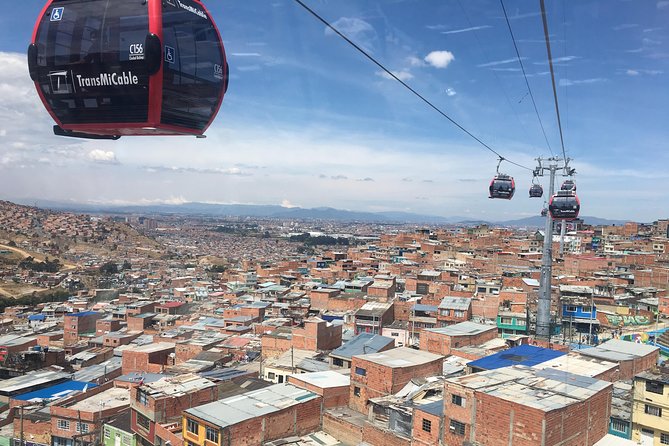 Cable car to el Paraiso, the city slum - Why El Paraíso adds something different to Bogotá