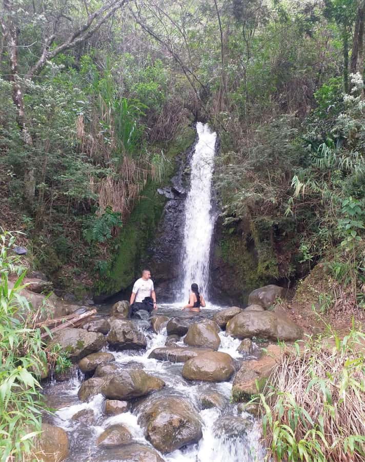 Cali: Cali River Waterfall and Great River Pools Tour - Crossing the water safely