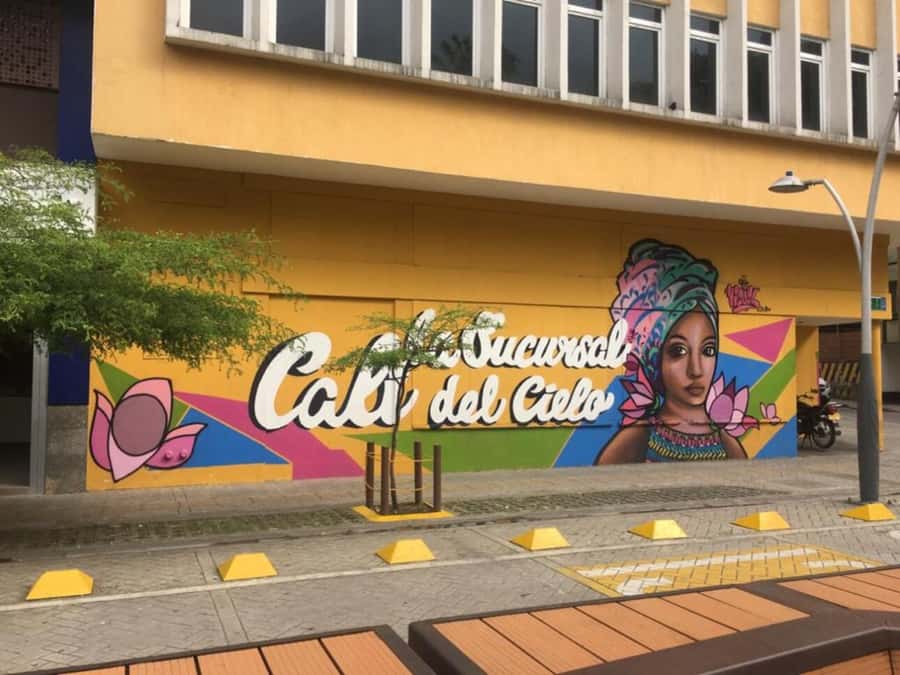 Cali: Cristo Rey, Tertulia Museum & Downtown Cali City Tour - Coffee, preparation, and a taste of Colombia