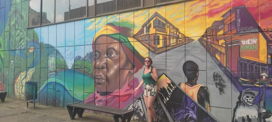 Cali: Discover Cali City Highlights and Local Drink - Key points at a glance