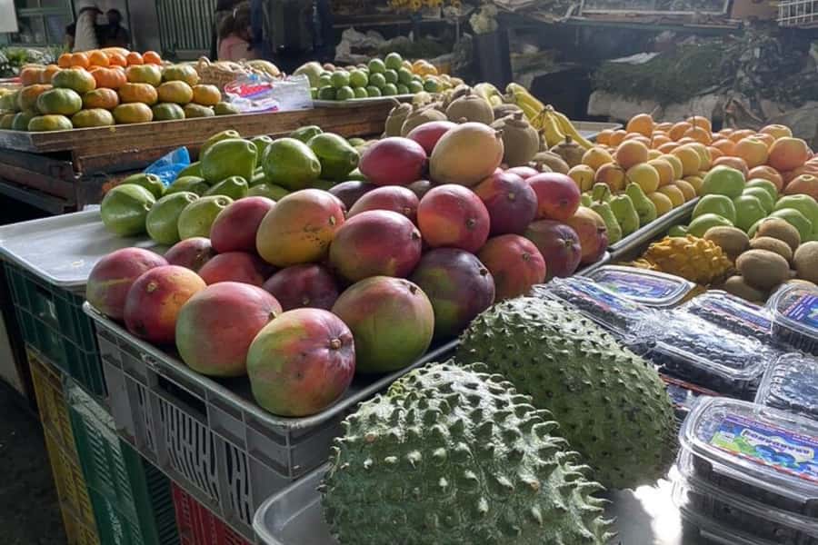 Cali: Fruit Market Walking Tour with Tastings - Key points to know before you book