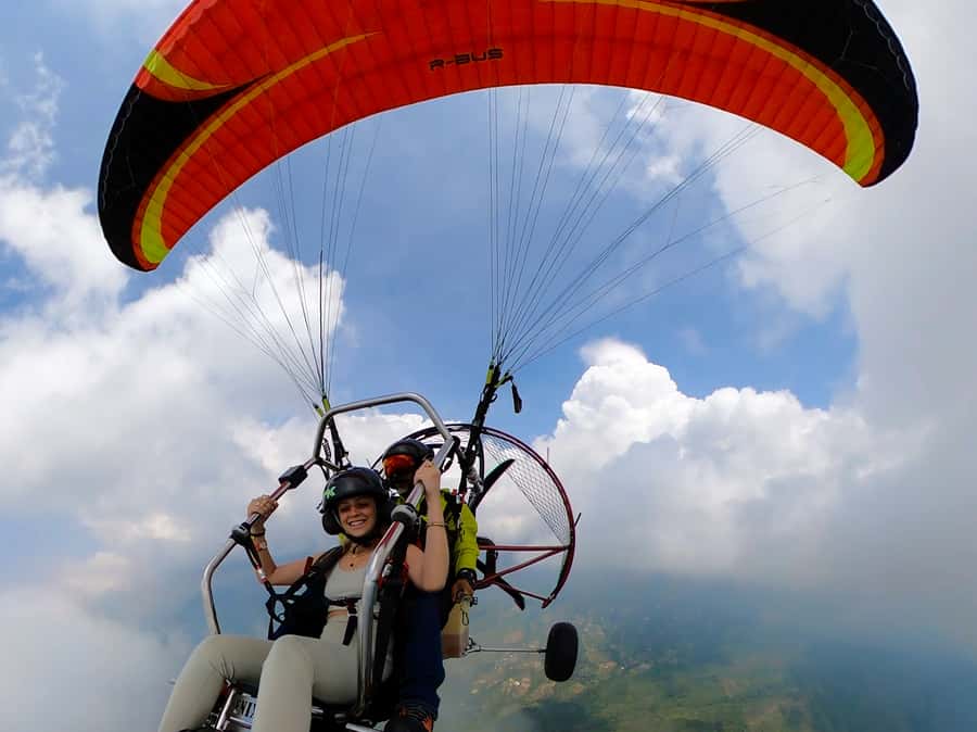 Cali: Paratrike Flight - Paragliding - The ride toward Valle del Cauca’s takeoff areas