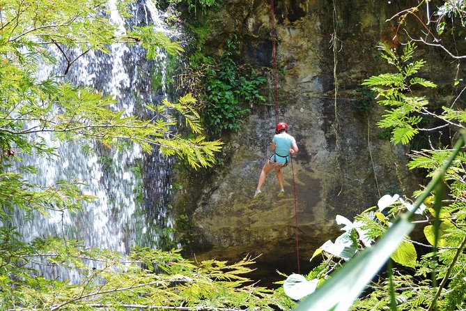 Canyoning Guane - The ecological walk starts the canyon route