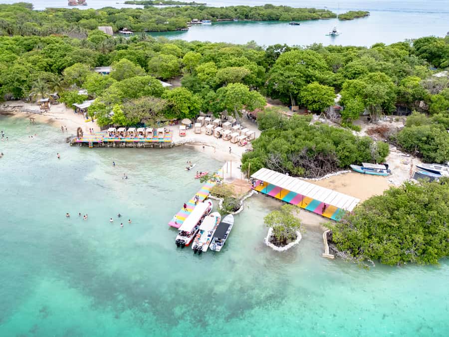 CARTAGENA: 4 islands by sport boat +oceanarium tickets - A private island for a quieter pause