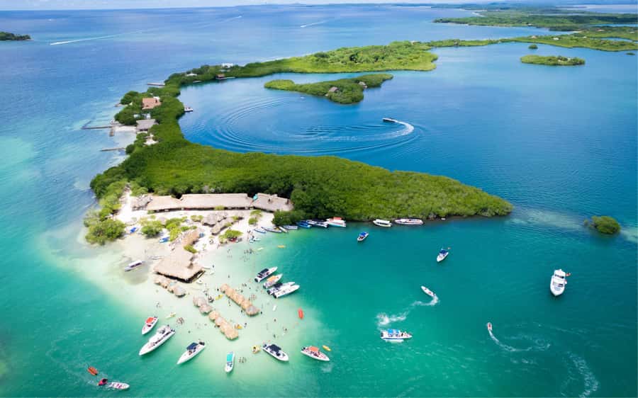 Cartagena: 5 Island Boat Tour with Night Bioluminescent Stop - Key points to know before booking