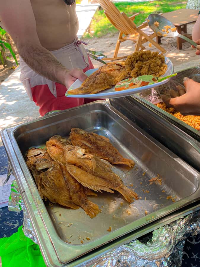 Cartagena: 5 Rosario Islands Tour with Snorkeling and Lunch - Agua Azul slows the pace for an hour