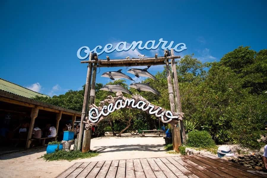 Cartagena: All-Inclusive Rosario Islands Speedboat Tour - The first ride past Tierra Bomba and Bocachica