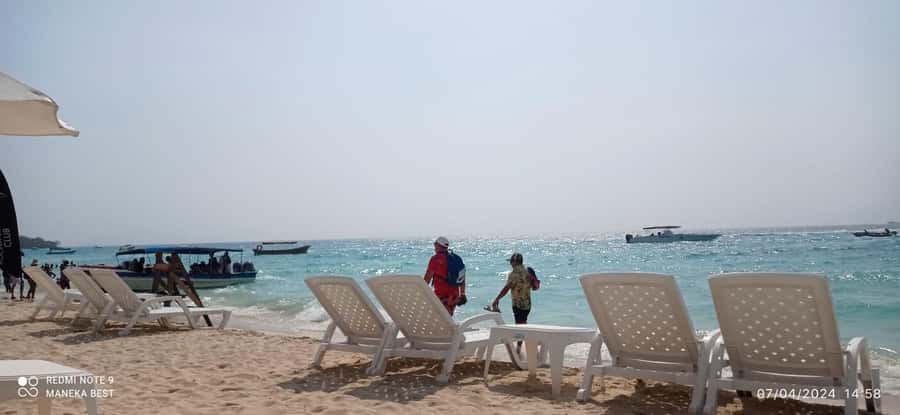 Cartagena: All-Inclusive Rosario Islands Speedboat Tour - Who will enjoy this Rosario Islands tour