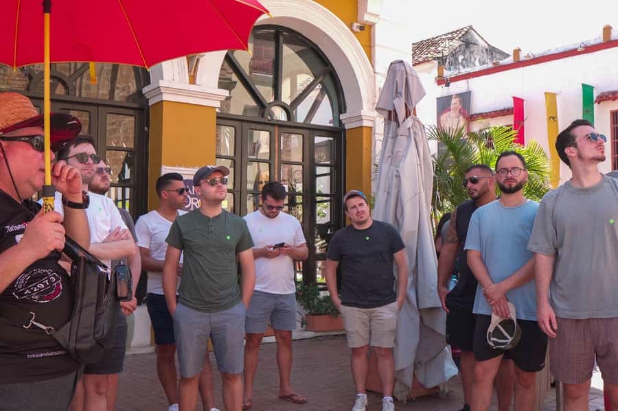 Cartagena: BILINGUAL CITY TOUR San Felipe Castle & Old city - Morning or afternoon departure?