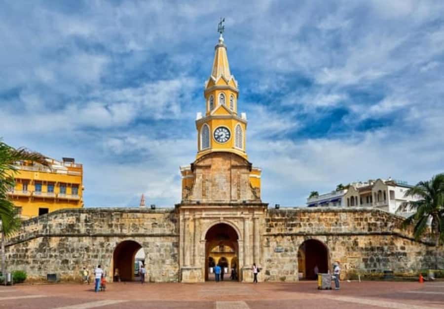 Cartagena: BILINGUAL CITYTOUR + SAN FELIPE CASTLE & Old city - What this Cartagena tour really delivers