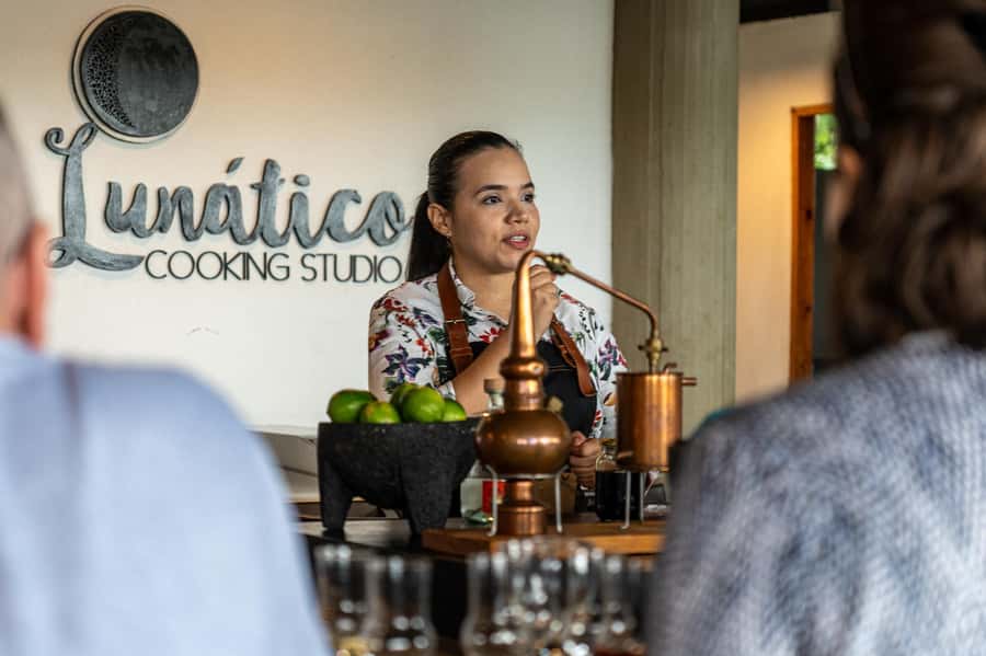 Cartagena: Boutique Rum and Chocolate Tasting at Lunático - Colombian rum takes center stage