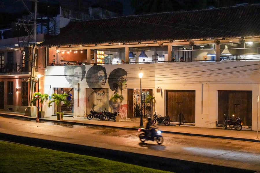 Cartagena: Boutique Rum and Chocolate Tasting at Lunático - Is $105 per person good value?