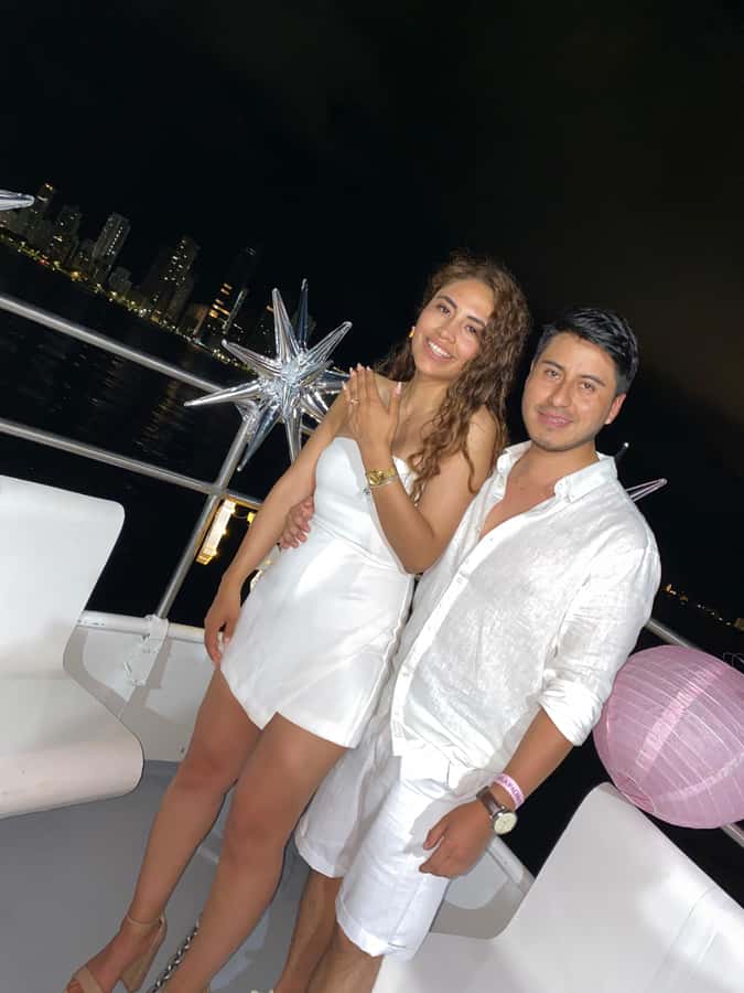 Cartagena: Buffet & party night,cocktails sailing in the bay - Is the $107 price good value?