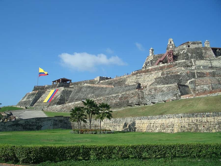 Cartagena: CITY TOUR OVERVIEW of the city Boots castle chiva - What the $11 Price Really Covers