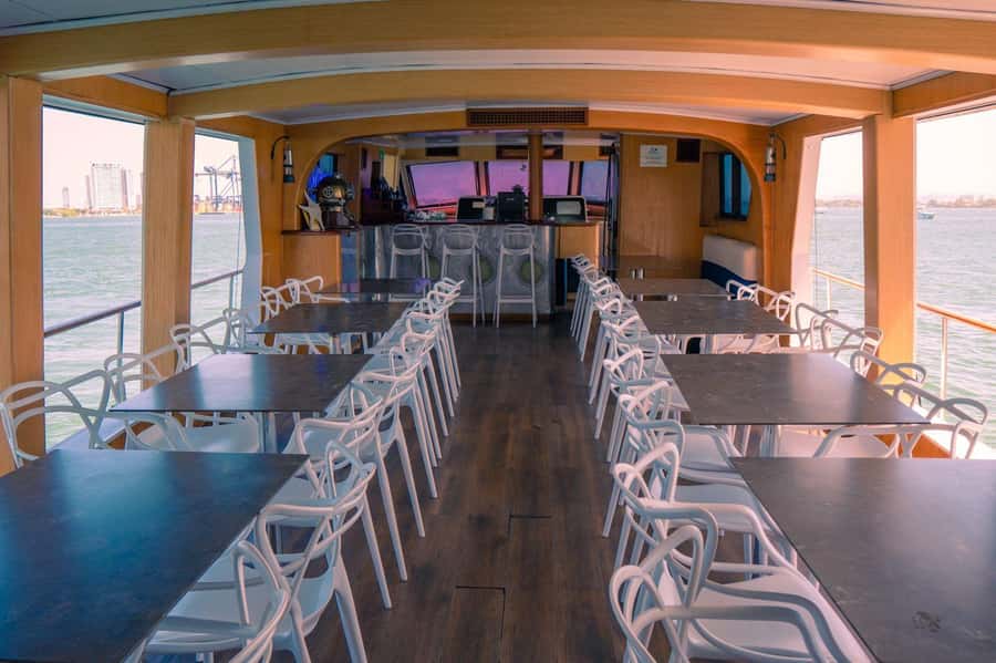 Cartagena: Cruise by the Bay with Dinner and Wine - Practical advice for a smoother evening