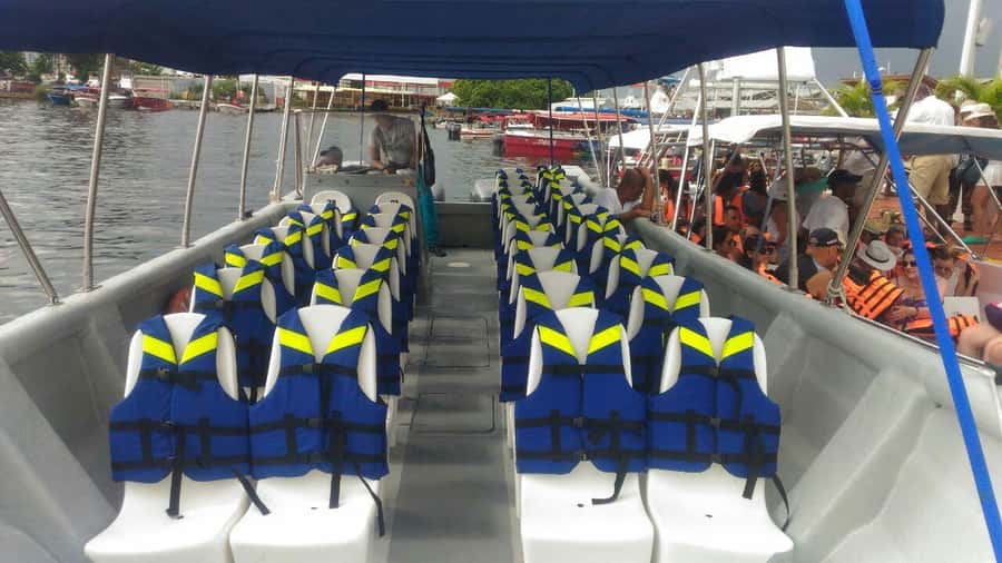 Cartagena de Indias: Pasadia 5 Islas del rosario and Baru boat trip - What is included, and where value gets murky