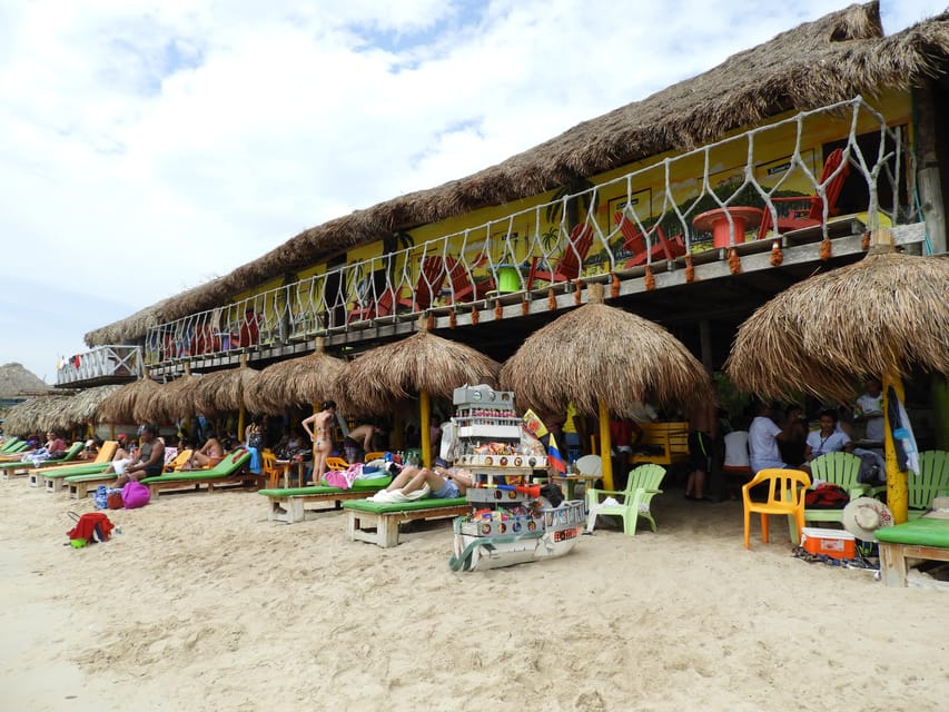 Cartagena: Ecoplan on Barú, Aviary and Oceanarium in one day - The local boat to the Rosario Islands