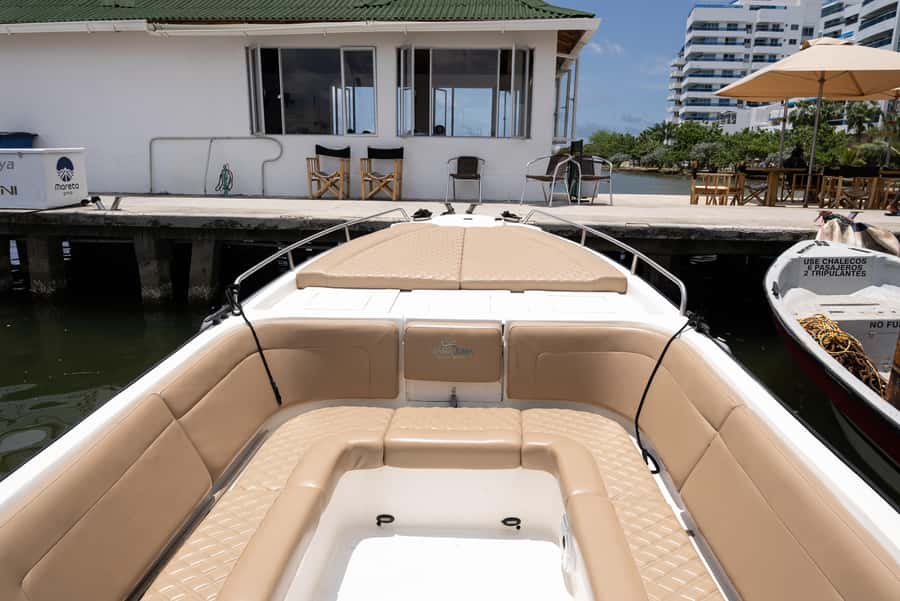 CARTAGENA, EXCLUSIVE launch for Rosario and Baru Islands - Planning snorkeling, the aquarium, and paid attractions