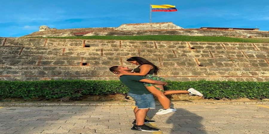 Cartagena: Explore with a city tour aboard a typical "chiva". - Key points to know before you book